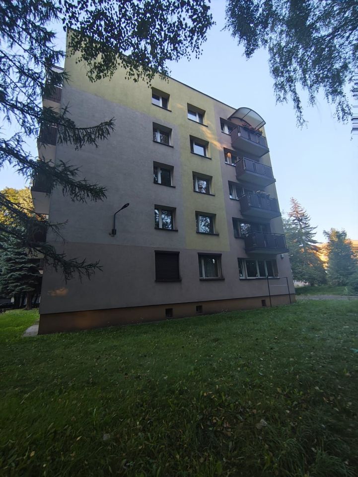 Mieszkanie 3-pokojowe Świętochłowice. Zdjęcie 1