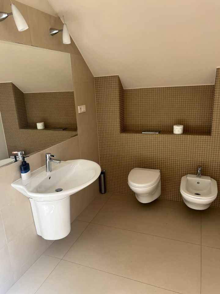 dom wolnostojący, 5 pokoi Zielonki-Wieś, ul. Białej Góry. Zdjęcie 13