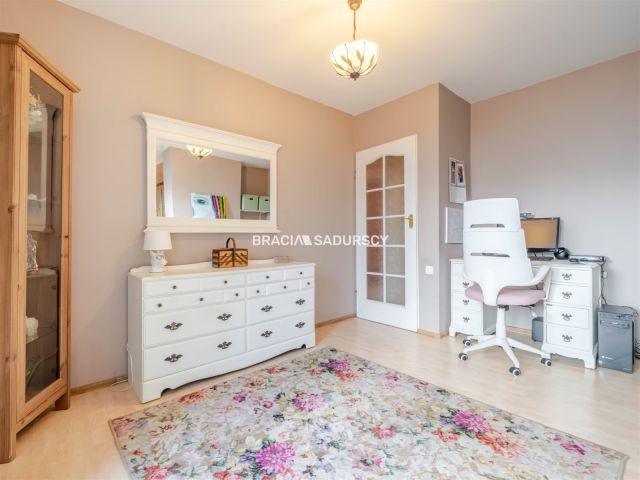 dom wolnostojący, 5 pokoi Kraków Swoszowice, ul. Macieja Dębskiego. Zdjęcie 8