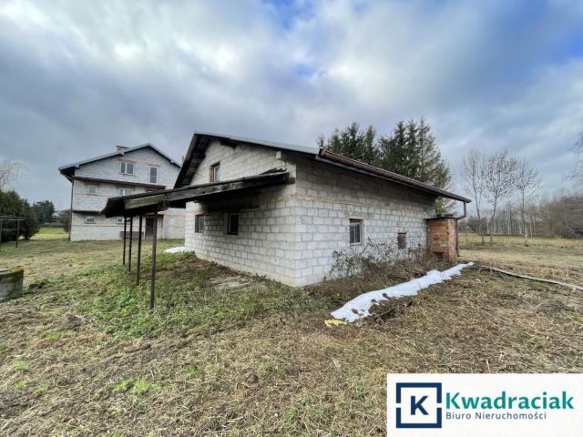 dom wolnostojący, 10 pokoi Moderówka. Zdjęcie 18