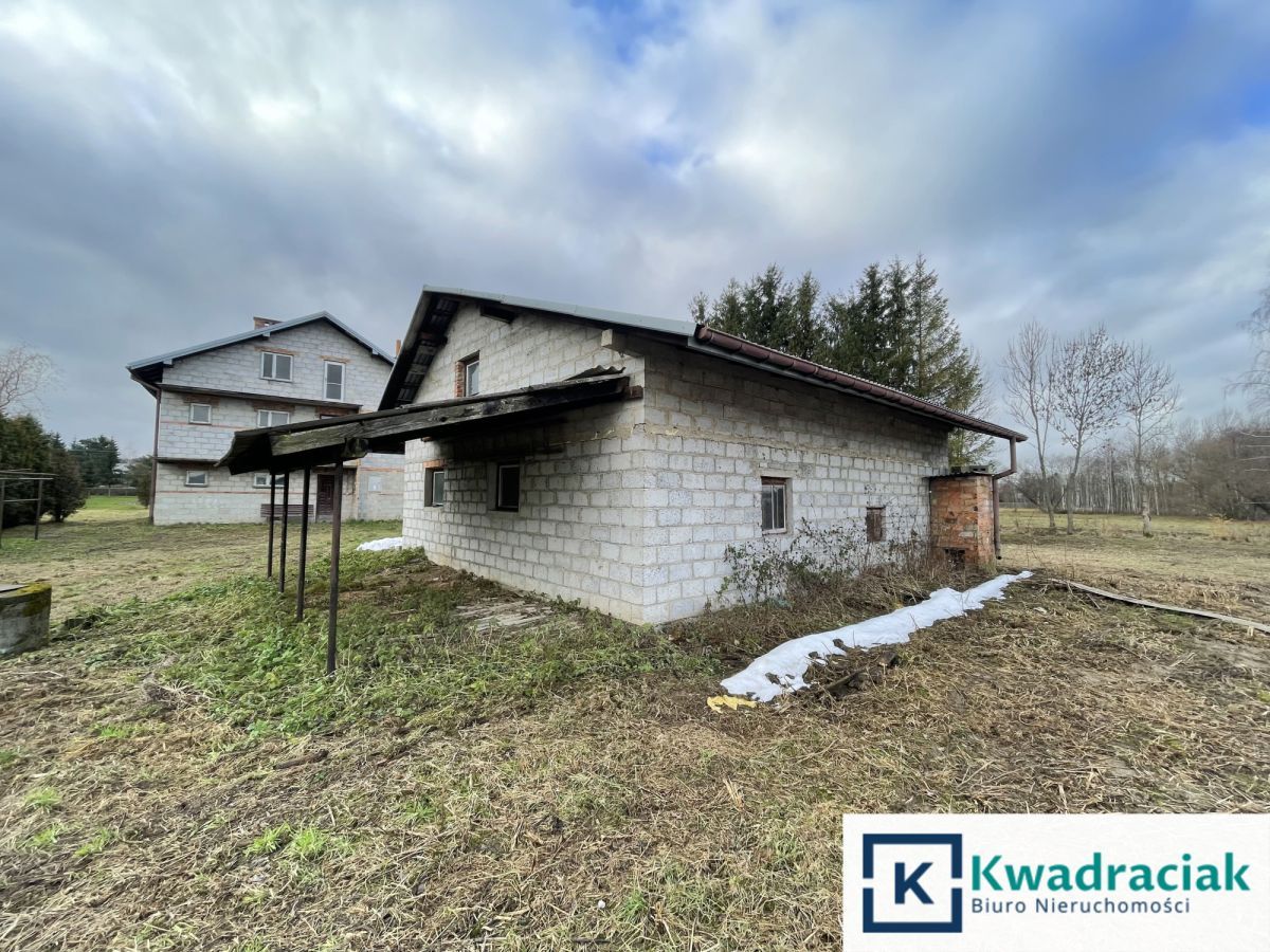 dom wolnostojący, 10 pokoi Moderówka. Zdjęcie 18