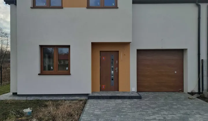 bliźniak Budy-Grzybek, ul. Alpejska