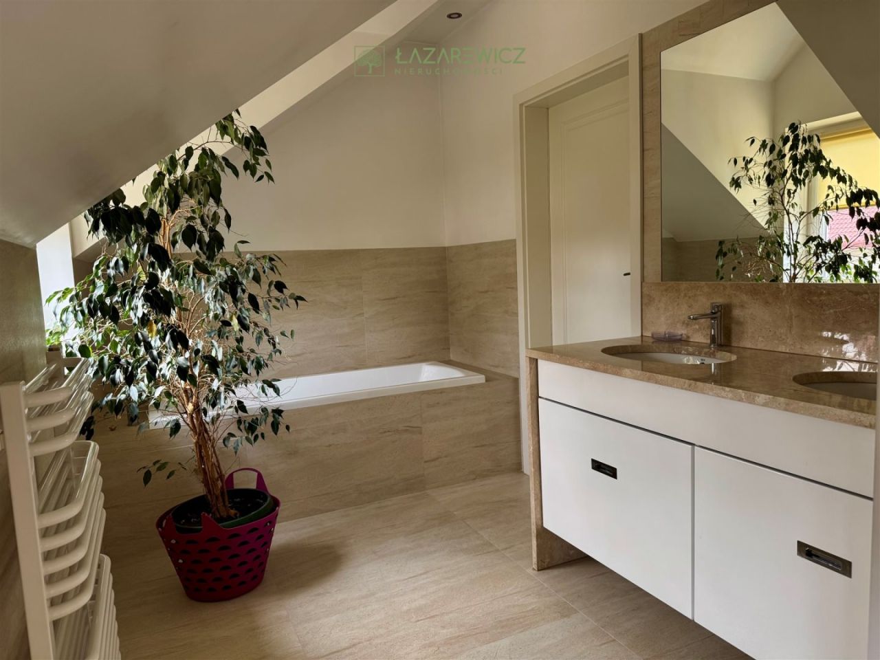 dom wolnostojący, 6 pokoi Warszawa Wawer. Zdjęcie 18