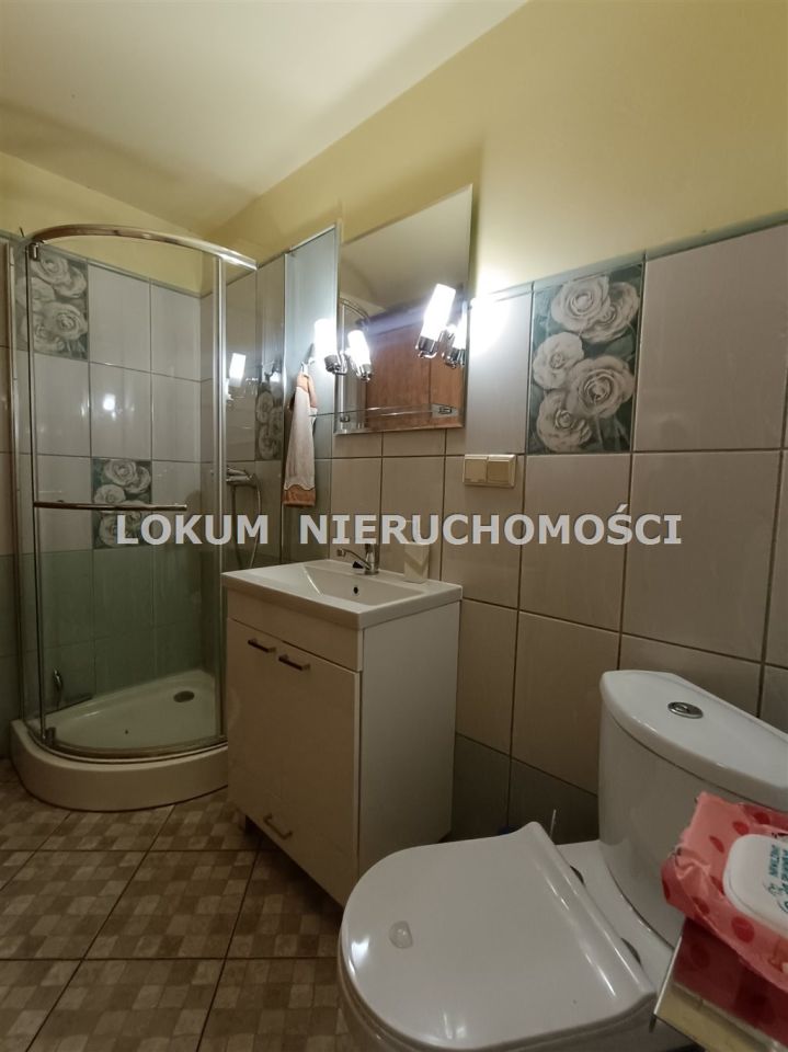 dom wolnostojący, 8 pokoi Jastrzębie-Zdrój Bzie Zameckie. Zdjęcie 23
