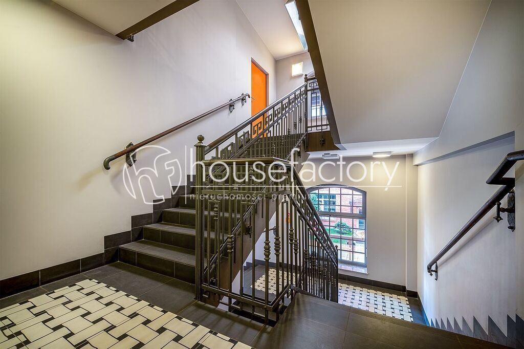 Lokal Łódź Księży Młyn, ul. Tylna. Zdjęcie 9