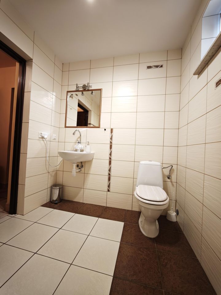 dom wolnostojący, 5 pokoi Młyniec. Zdjęcie 9