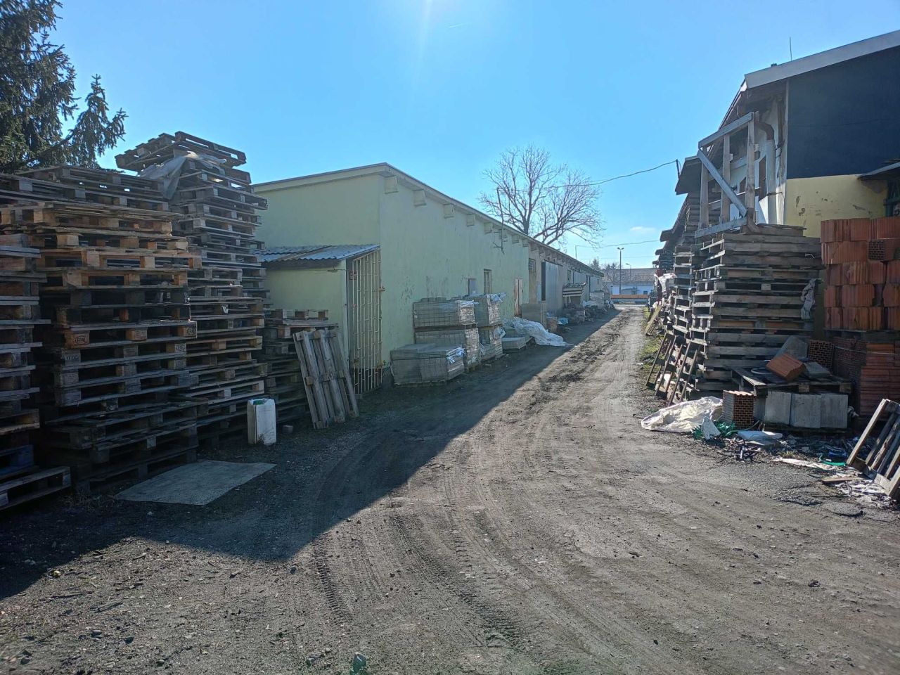 Hala/magazyn Namysłów, ul. Dworcowa. Zdjęcie 8