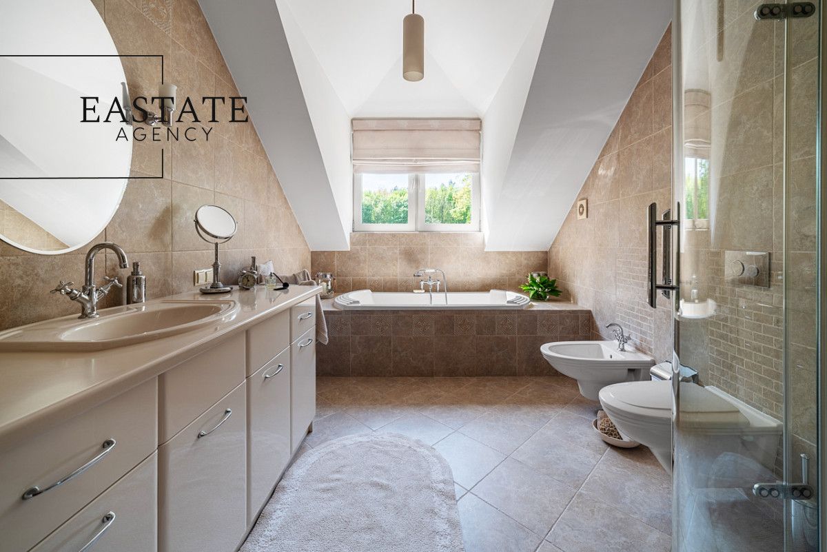 dom wolnostojący, 9 pokoi Wołomin. Zdjęcie 10