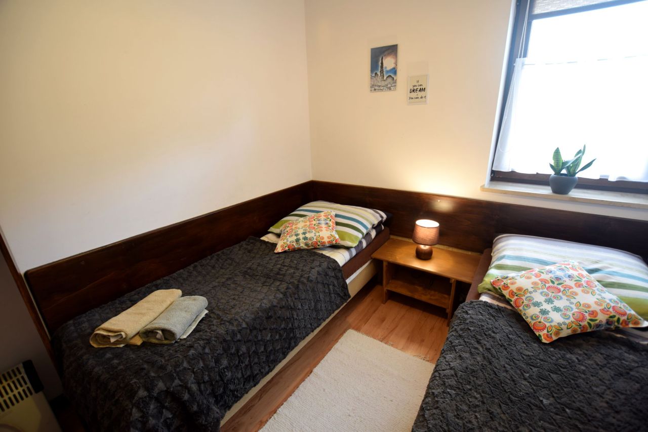 Mieszkanie 3-pokojowe Białka Tatrzańska, ul. Środkowa. Zdjęcie 10