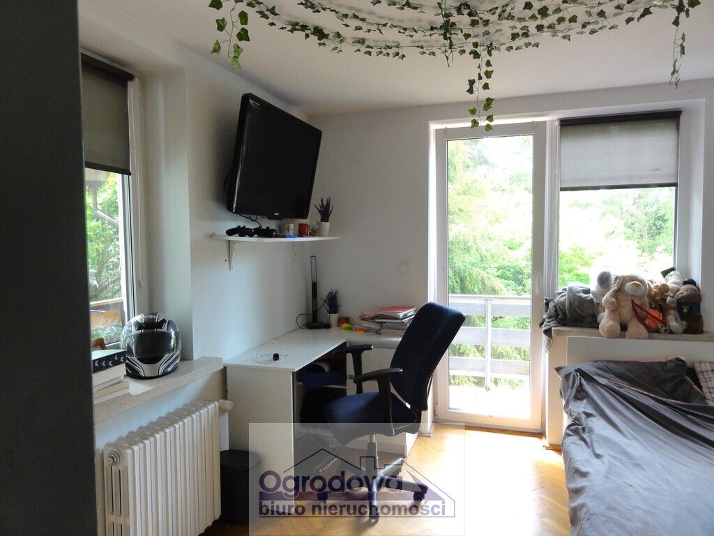 dom wolnostojący, 6 pokoi Urle. Zdjęcie 9