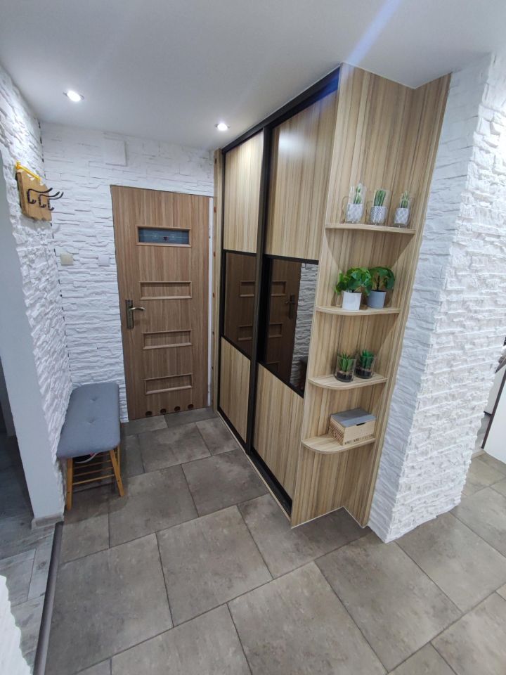 Mieszkanie 3-pokojowe Krapkowice Otmęt, os. XXX-lecia. Zdjęcie 4