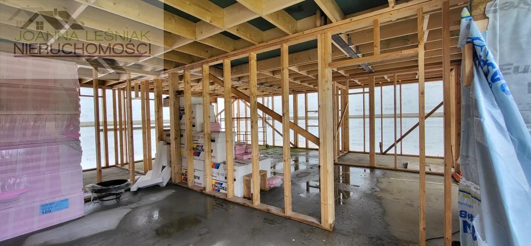 bliźniak, 5 pokoi Niesułowice. Zdjęcie 6