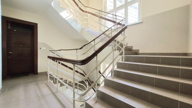 Mieszkanie 3-pokojowe Wrocław Krzyki, ul. Zaolziańska. Zdjęcie 3