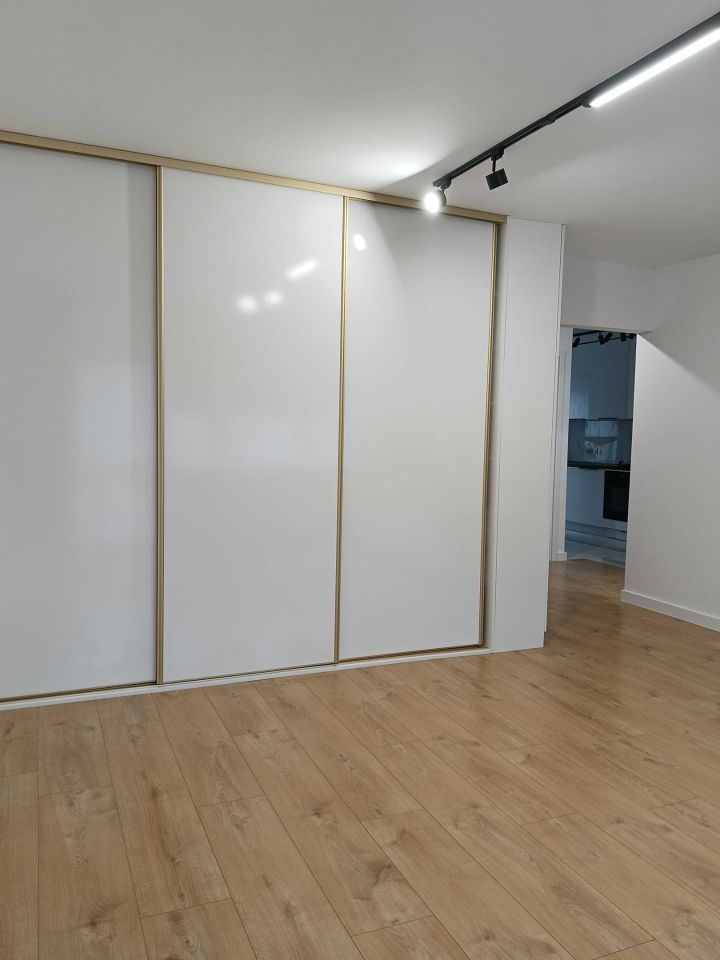 Mieszkanie 3-pokojowe Leszno. Zdjęcie 5