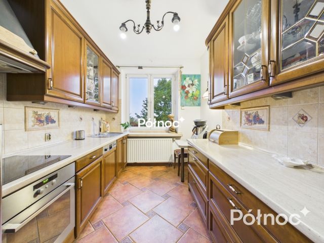 dom wolnostojący, 4 pokoje Bochnia, ul. Nad Babicą. Zdjęcie 16