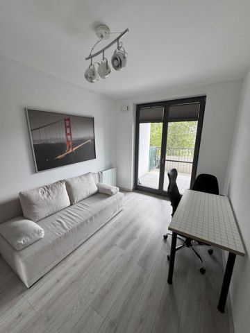 Mieszkanie 3-pokojowe Kraków Ruczaj, ul. Czerwone Maki. Zdjęcie 1