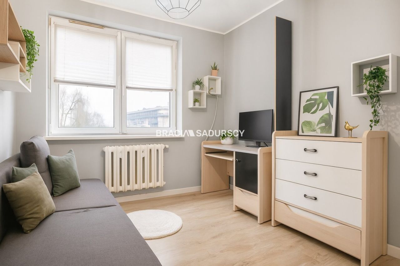 Mieszkanie 3-pokojowe Kraków Kurdwanów, ul. Marii i Bolesława Wysłouchów. Zdjęcie 7