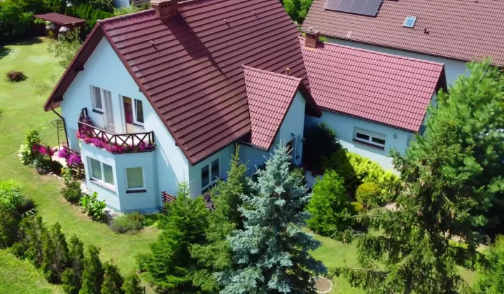 dom wolnostojący, 5 pokoi Jelcz-Laskowice, ul. Kazimierza Tymienieckiego