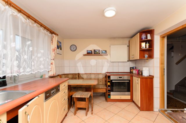 dom wolnostojący, 6 pokoi Błażowa Górna. Zdjęcie 9