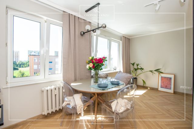 Mieszkanie 4-pokojowe Poznań Winogrady, os. Zwycięstwa. Zdjęcie 1