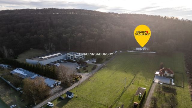 dom wolnostojący, 8 pokoi Zabierzów, ul. Krakowska. Zdjęcie 4