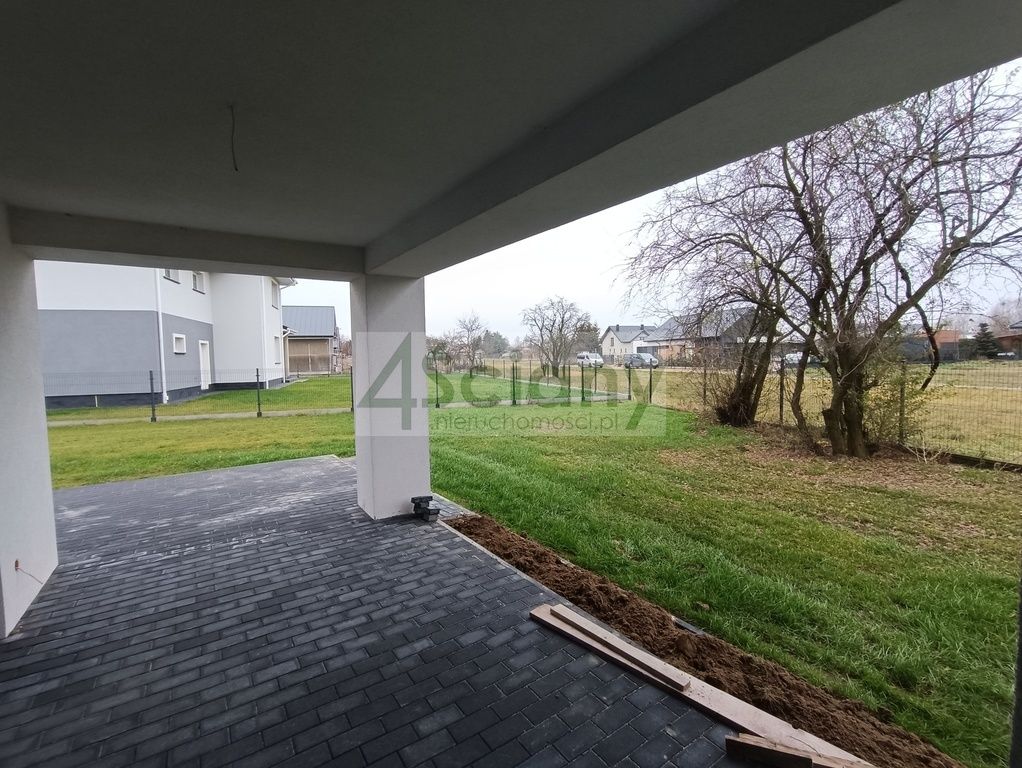 dom wolnostojący, 4 pokoje Rusiec. Zdjęcie 3