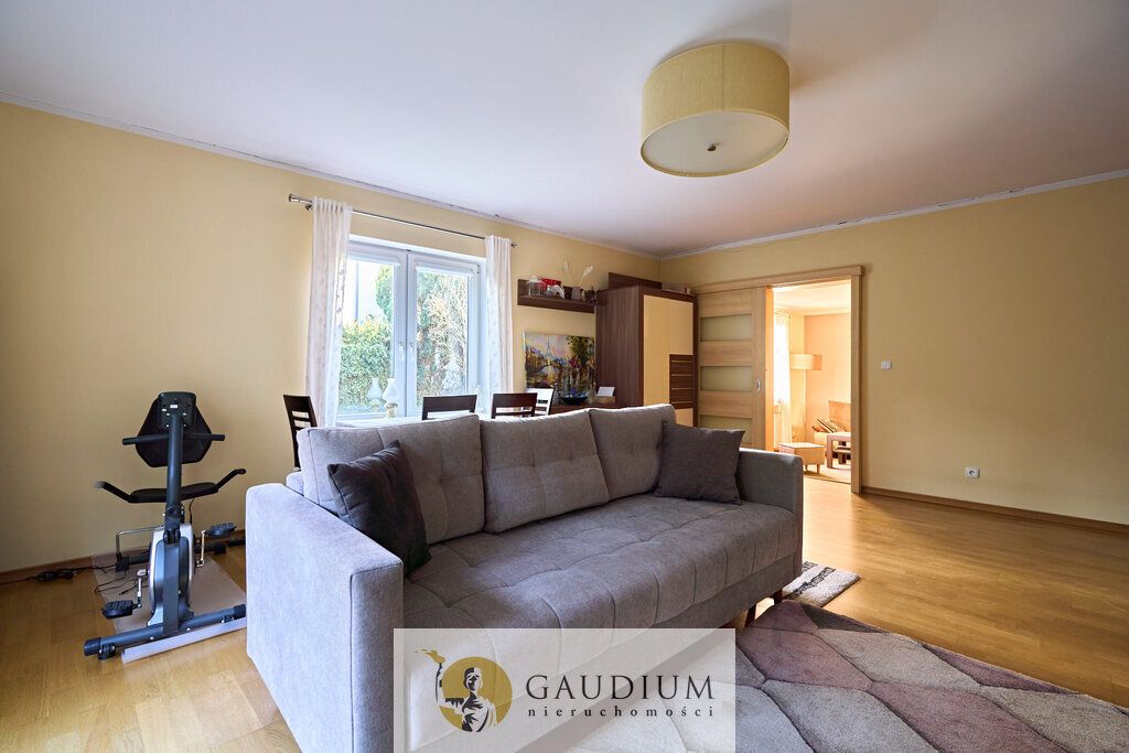 dom wolnostojący, 3 pokoje Rumia, ul. Derdowskiego. Zdjęcie 4