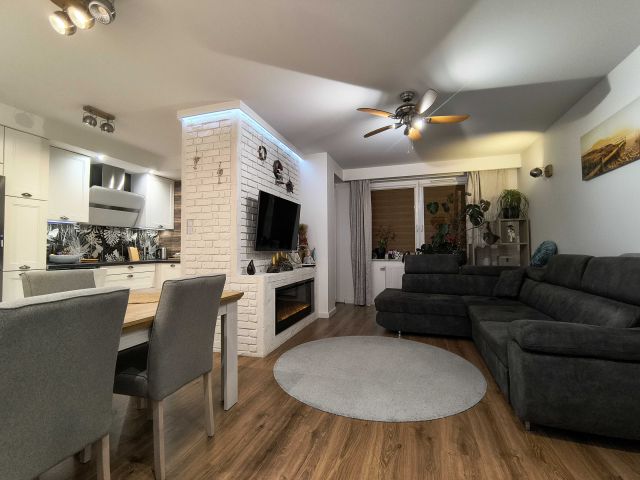 Mieszkanie 4-pokojowe Janów Lubelski, ul. dr. Jeremiasza Sowiakowskiego. Zdjęcie 1