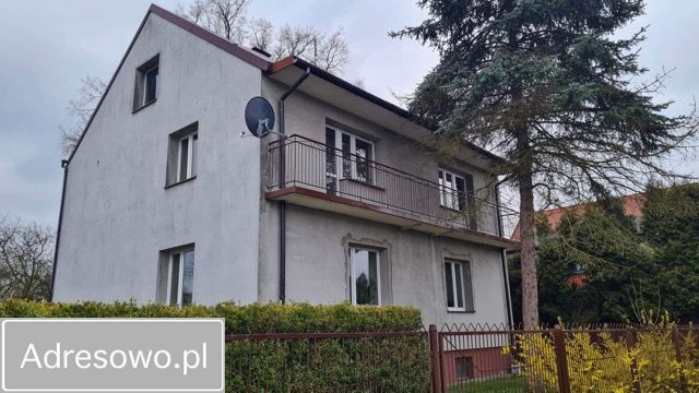 dom wolnostojący, 3 pokoje Kielce Baranówek, ul. Lisowczyków. Zdjęcie 1