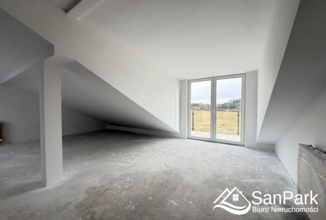 Mieszkanie 4-pokojowe Lesko, ul. Piłsudskiego. Zdjęcie 7