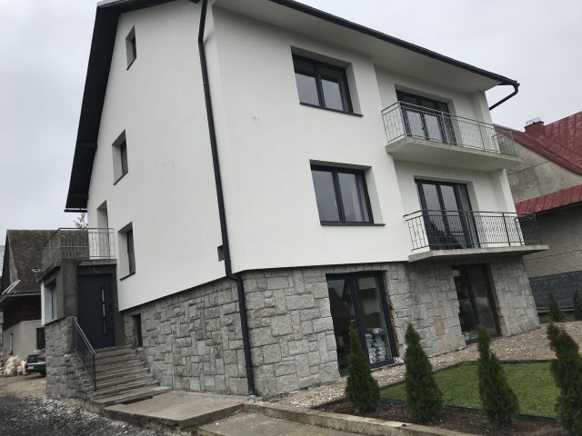 dom wolnostojący, 15 pokoi Maniowy Borcok, ul. Juliusza Słowackiego. Zdjęcie 1