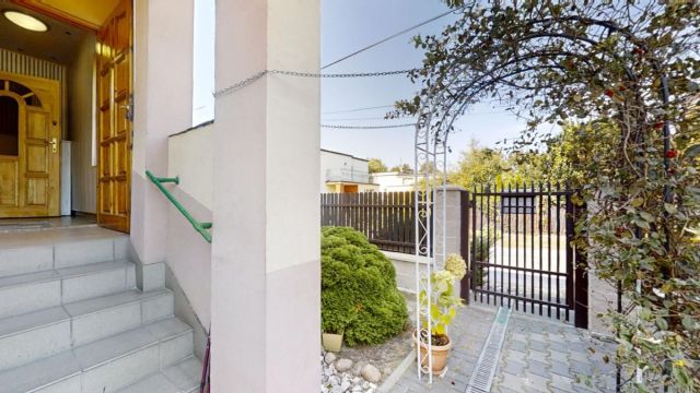 dom wolnostojący, 5 pokoi Zgierz Stare Miasto, ul. ks. Stanisława Staszica. Zdjęcie 1