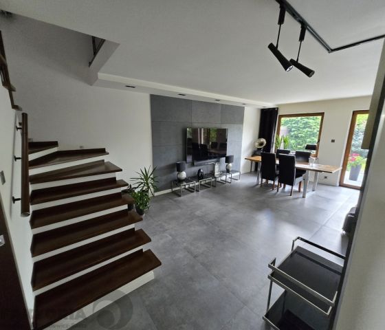 dom szeregowy, 5 pokoi Mierzyn. Zdjęcie 3