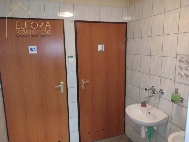 Hala/magazyn Piotrków Trybunalski, al. 3 Maja. Zdjęcie 7