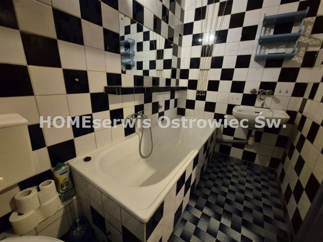 Mieszkanie 1-pokojowe Ostrowiec Świętokrzyski Stawki. Zdjęcie 2