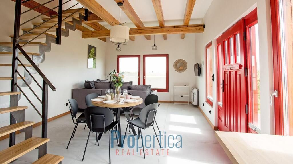 Mieszkanie 3-pokojowe Rowy. Zdjęcie 3