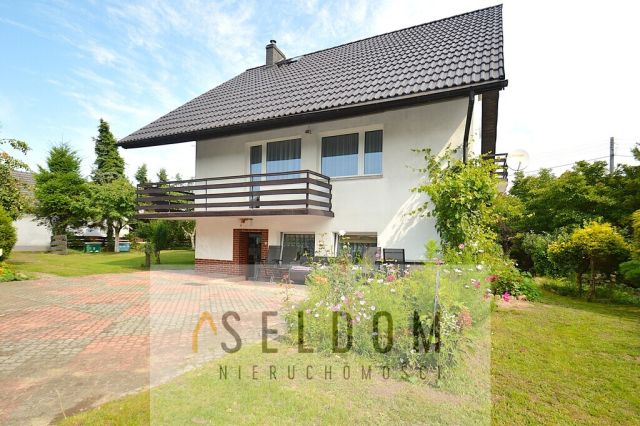 dom wolnostojący, 7 pokoi Domaszowice. Zdjęcie 3