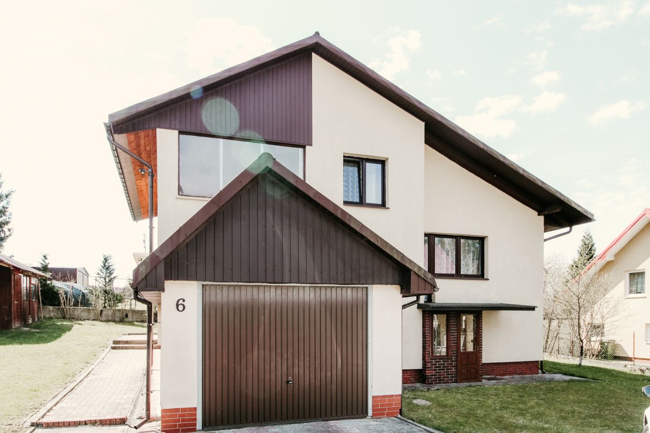dom wolnostojący, 5 pokoi Krasnobród Podzamek, ul. Fiołkowa. Zdjęcie 4