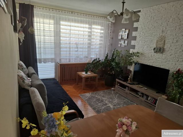 Mieszkanie 4-pokojowe Konin, ul. 11 Listopada. Zdjęcie 1