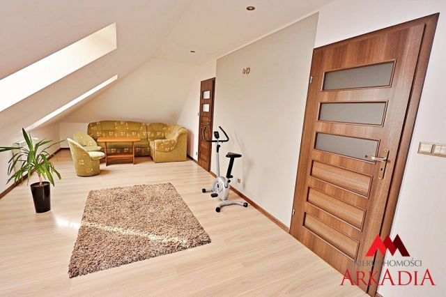 dom wolnostojący, 5 pokoi Więsławice-Parcele. Zdjęcie 26