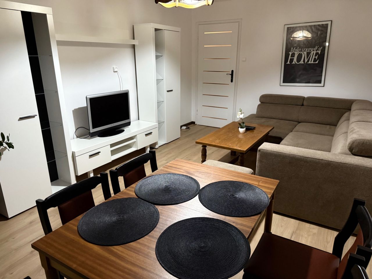 Mieszkanie 2-pokojowe Olesno. Zdjęcie 6