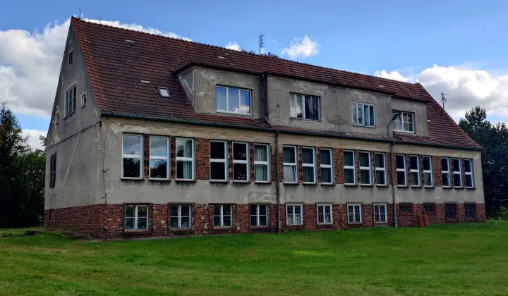 Nieruchomość komercyjna Parzyce