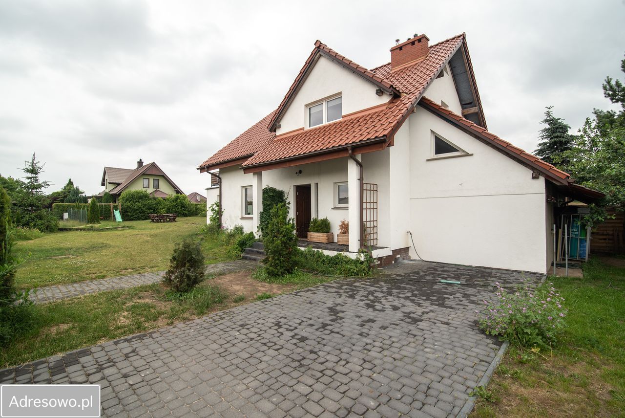 dom wolnostojący, 6 pokoi Mściszewice, ul. Łabędzia