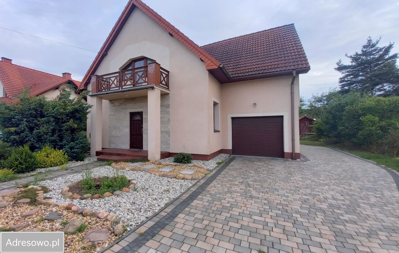 dom wolnostojący, 6 pokoi Suchy Bór, ul. Wrzosowa