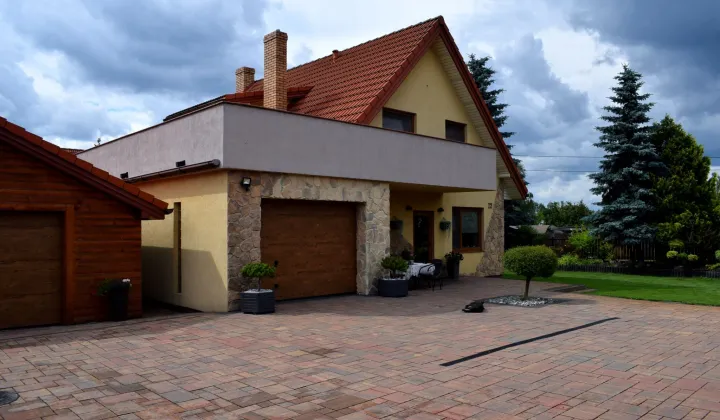 dom wolnostojący, 3 pokoje Białystok Dojlidy Górne, ul. Liniowa