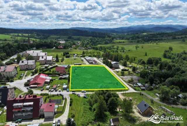 Działka inwestycyjna Lutowiska. Zdjęcie 1
