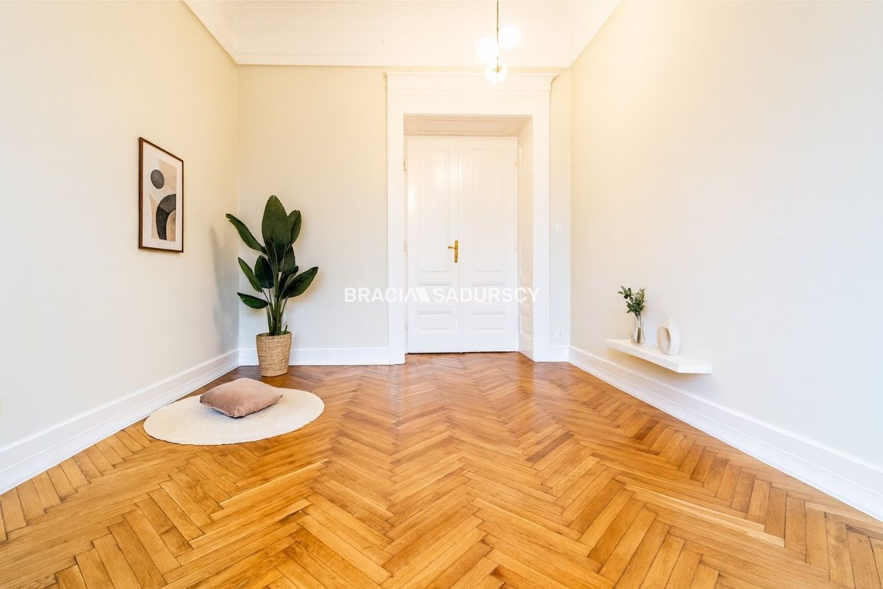 Mieszkanie 4-pokojowe Kraków Grzegórzki, ul. Aleksandra Lubomirskiego. Zdjęcie 4