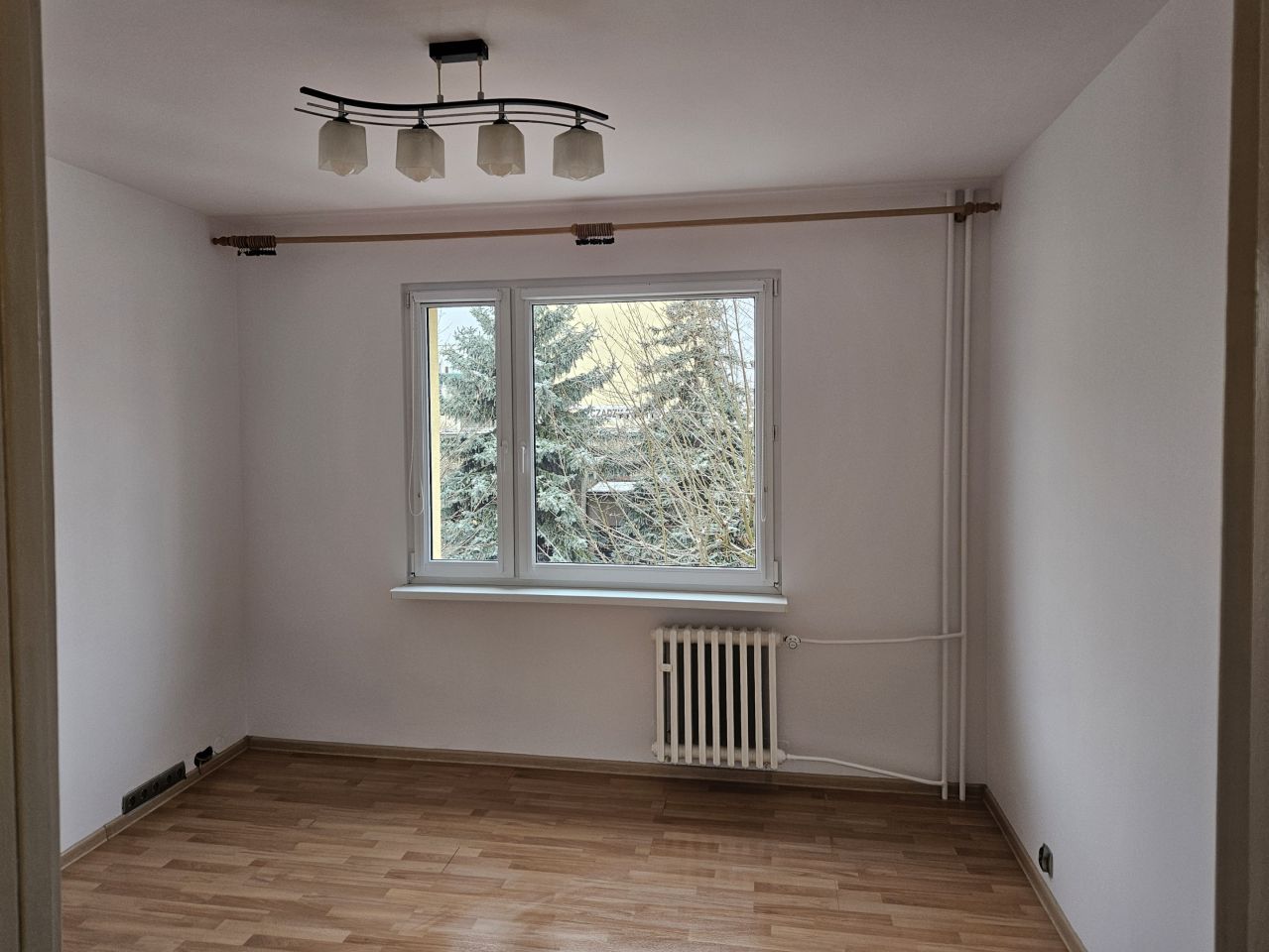 Mieszkanie 3-pokojowe Legnica, ul. Karkonoska. Zdjęcie 4