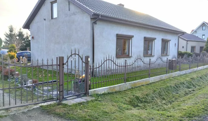 dom wolnostojący, 5 pokoi Osiek Mały