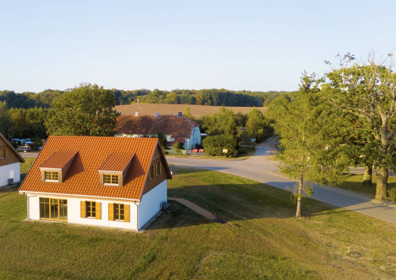 dom wolnostojący, 6 pokoi Sztynort